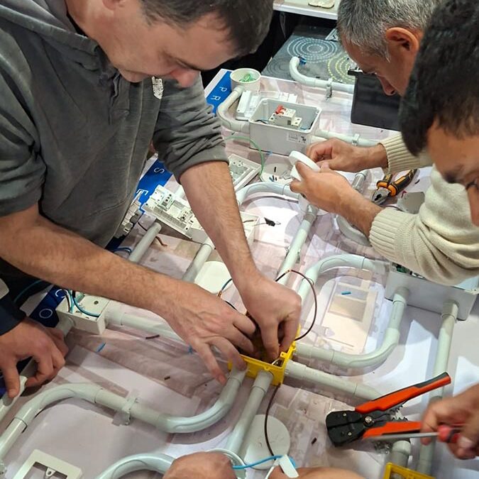 Testimonios Curso de Instalador Habilitado Cat3, Fundación Ingeniar, Alumnos y ex alumnos que nos brindan su experiencia en nuestros cursos.-